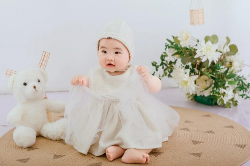 阳春宝宝几个月抬头
